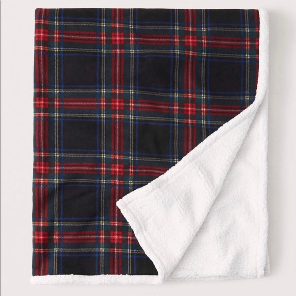 abercrombie blanket